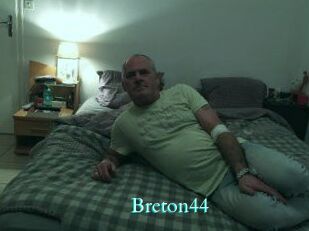 Breton44