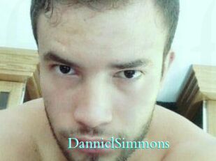 Danniel_Simmons