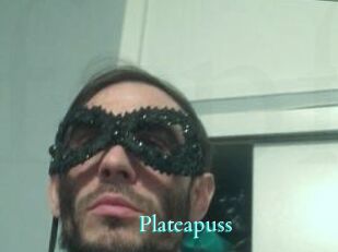 Plate_a_puss