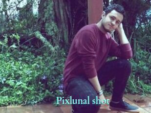 Pixlunal_shot