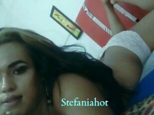 Stefaniahot