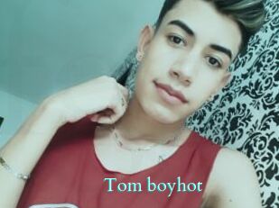 Tom_boyhot