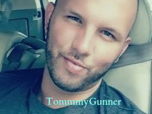 TommmyGunner