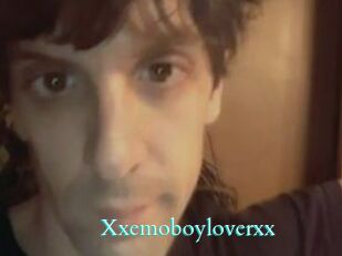 Xxemoboyloverxx
